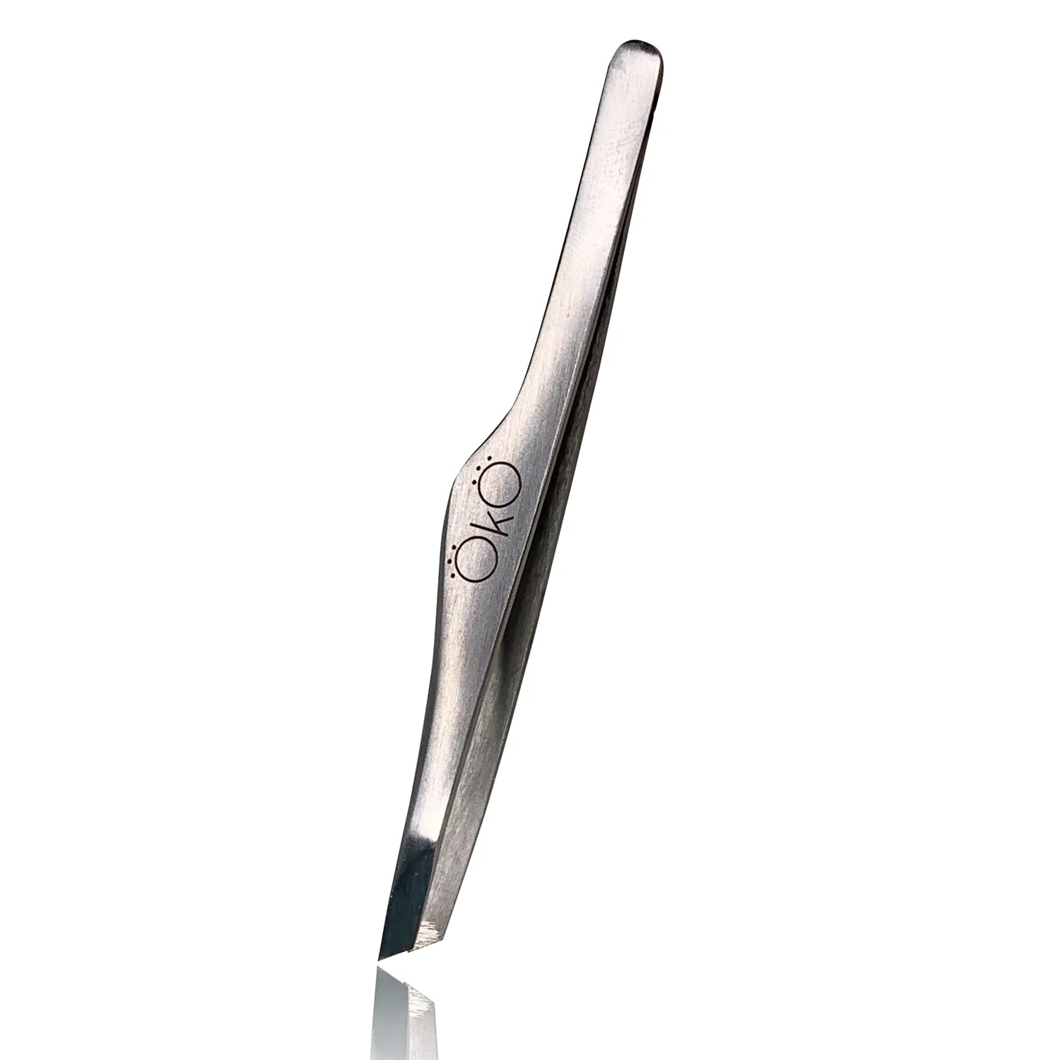 OKO - 01 SLANTED CLASSIC TWEEZERS - SILVER